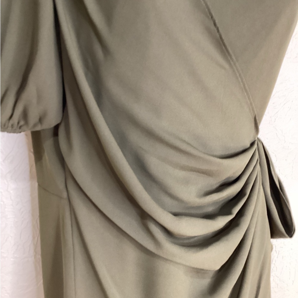 NWT SIZE Small Green Asymmetrical Ruched One-Shoulder Dress - Picture 4 of 6